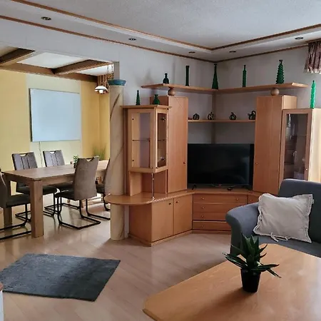 아파트 Max 뮈르츠슐라크